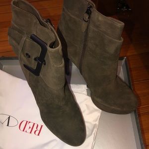 Via Spiga boots  (brand new inbox)